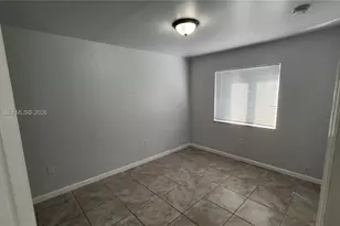 14084 NE 2nd Ave, Miami, FL 33161 - Photo 7
