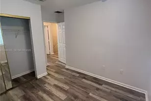 14084 NE 2nd Ave, Miami, FL 33161 - Photo 15