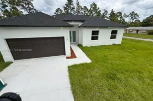 723 Epps Brown St E, Other City - In The State Of Florida, FL 33974 - Photo 3