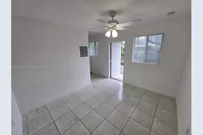 535 NW 7th St #3, Miami, FL 33136 - Photo 7