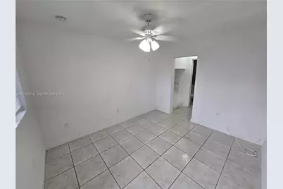 535 NW 7th St #3, Miami, FL 33136 - Photo 11