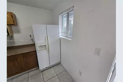 535 NW 7th St #3, Miami, FL 33136 - Photo 5