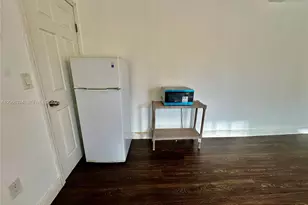 6773 Camelia Dr, Miramar, FL 33023 - Photo 3