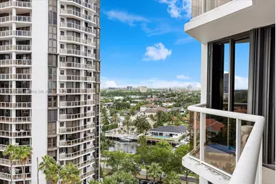 3610 Yacht Club Dr #1114, Aventura, FL 33180 - Photo 47