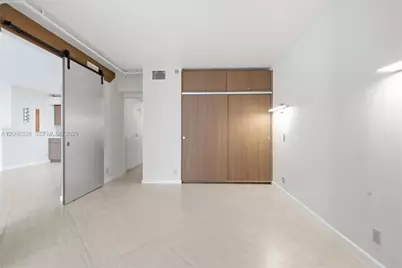 3610 Yacht Club Dr #1114, Aventura, FL 33180 - Photo 37