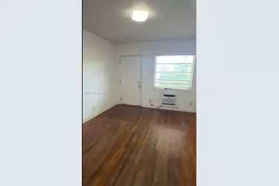 640 SW 5th St #4, Miami, FL 33130 - Photo 5