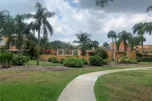 17901 NW 68th Ave, Hialeah, FL 33015 - Photo 15