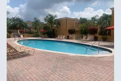 17901 NW 68th Ave #T104, Hialeah, FL 33015 - Photo 19