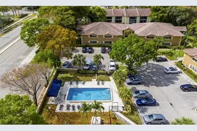 2596 Riverside Dr #2596, Coral Springs, FL 33065 - Photo 3