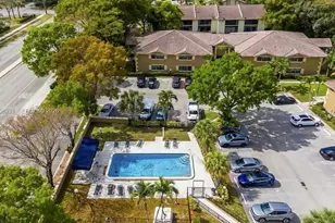 2596 Riverside Dr, Coral Springs, FL 33065 - Photo 3