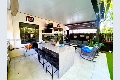17506 SW 153rd Ct, Miami, FL 33187 - Photo 7