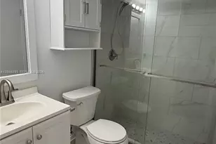 2750 W 63rd Pl, Hialeah, FL 33016 - Photo 13
