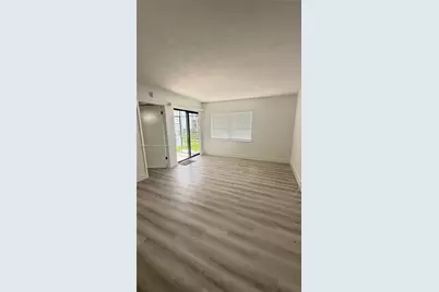 2750 W 63rd Pl #12-24, Hialeah, FL 33016 - Photo 7