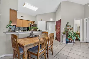 2445 SW 18th Terrace, Fort Lauderdale, FL 33315 - Photo 5