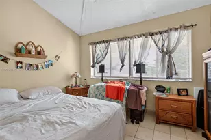 2445 SW 18th Terrace, Fort Lauderdale, FL 33315 - Photo 9