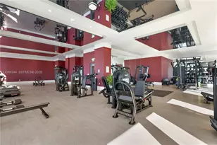 11 NE 6th St, Miami, FL 33132 - Photo 21