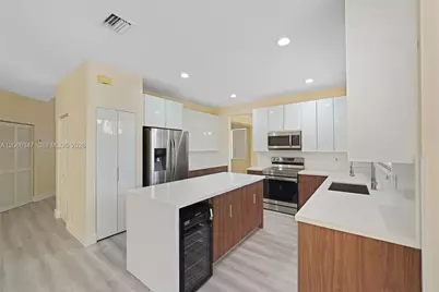 4312 Laurel Ridge Cir, Weston, FL 33331 - Photo 17