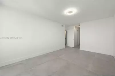 6301 Collins Ave #2307, Miami Beach, FL 33141 - Photo 21