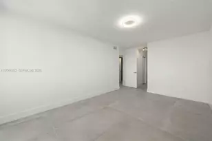 6301 Collins Ave, Miami Beach, FL 33141 - Photo 21