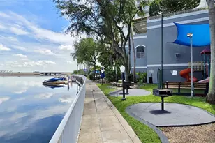 5085 NW 7th St, Miami, FL 33126 - Photo 13