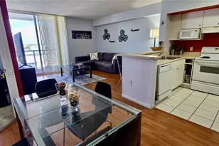 5085 NW 7th St, Miami, FL 33126 - Photo 5