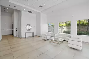 6362 Collins Ave, Miami Beach, FL 33141 - Photo 11