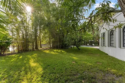 11400 Griffing Blvd, Biscayne Park, FL 33161 - Photo 29