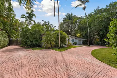 11400 Griffing Blvd, Biscayne Park, FL 33161 - Photo 65