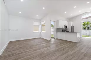 15130 SW 49th Ct, Davie, FL 33331 - Photo 5