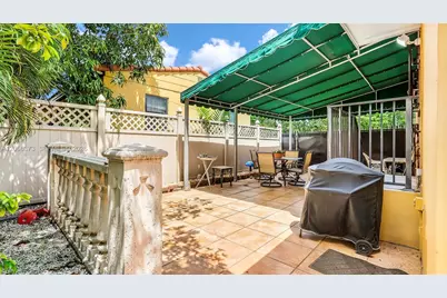 154 W 59th St, Hialeah, FL 33012 - Photo 23