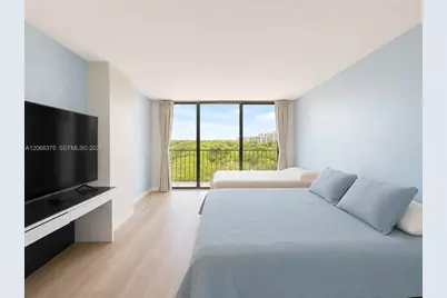 200 Leslie Dr #727, Hallandale Beach, FL 33009 - Photo 5