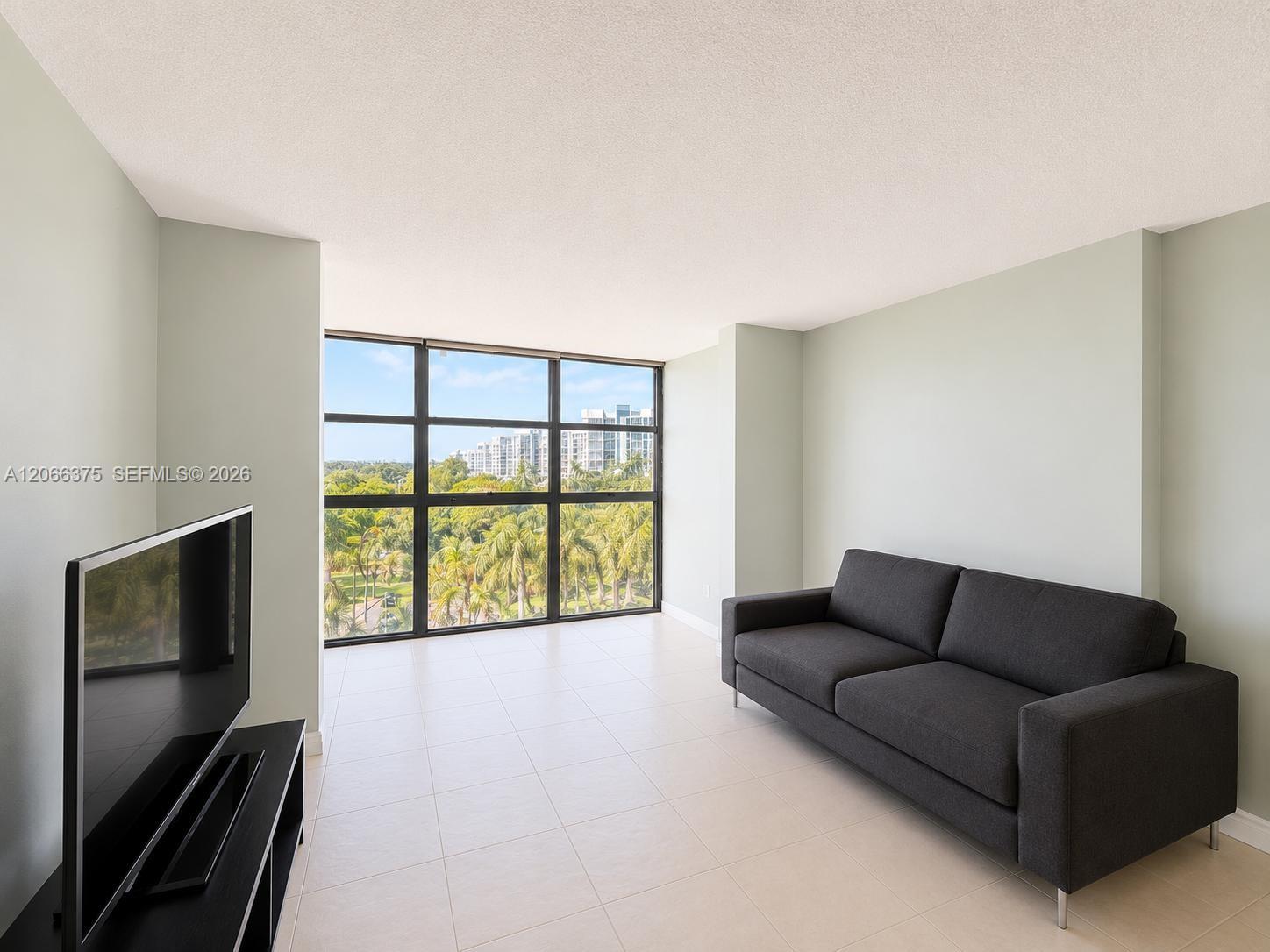 200 Leslie Dr #727 - 200 Leslie Dr #727, Hallandale Beach, FL 33009 Luxury Property | Jose Angel Pina