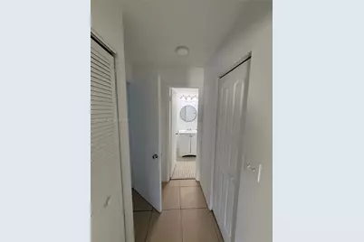 952 NE 199th St #4K, Miami, FL 33179 - Photo 5