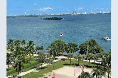 1750 N Bayshore Dr #2810, Miami, FL 33132 - Photo 35