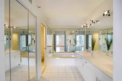 3530 Mystic Pointe Dr #3214, Aventura, FL 33180 - Photo 17