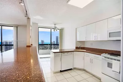 3530 Mystic Pointe Dr #3214, Aventura, FL 33180 - Photo 9