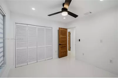 16203 NW 82nd Pl, Miami Lakes, FL 33016 - Photo 29