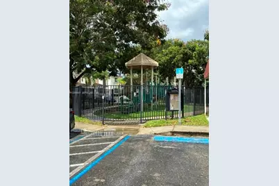 4219 NE 9th St, Homestead, FL 33033 - Photo 17