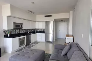 92 SW 3rd St, Miami, FL 33130 - Photo 13