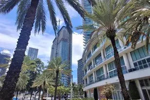 92 SW 3rd St, Miami, FL 33130 - Photo 1
