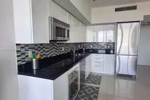 92 SW 3rd St, Miami, FL 33130 - Photo 9