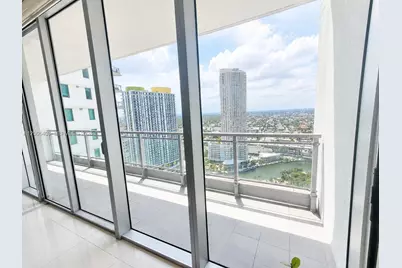 92 SW 3rd St #3808, Miami, FL 33130 - Photo 15