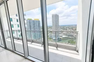 92 SW 3rd St, Miami, FL 33130 - Photo 15