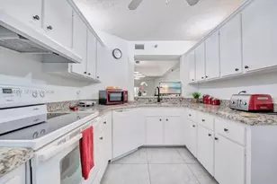 23344 Carolwood Ln, Boca Raton, FL 33428 - Photo 5