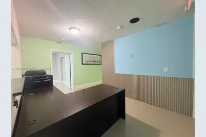 3221 SW 107th Ave, Miami, FL 33165 - Photo 11