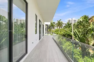 299 190th St, Sunny Isles Beach, FL 33160 - Photo 23