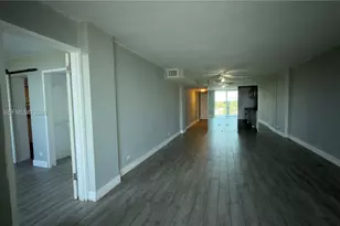 3660 NE 166th St, North Miami Beach, FL 33160 - Photo 5
