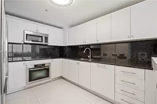 6899 Collins Ave, Miami Beach, FL 33141 - Photo 9