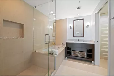 6899 Collins Ave #702, Miami Beach, FL 33141 - Photo 17