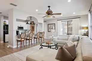 10033 Lake District Ln, Orlando, FL 32832 - Photo 9